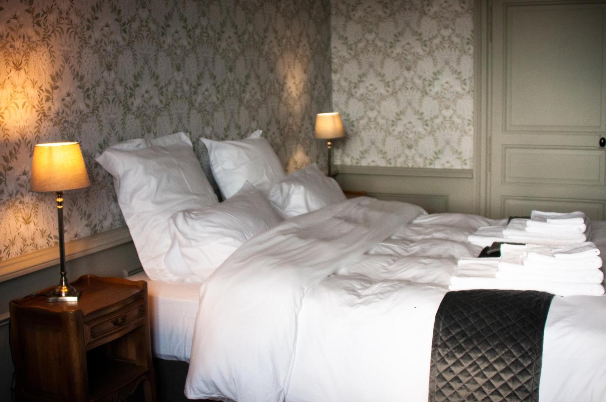 Bed and Breakfast Domaine De La Briouse Sanxay Exterior foto